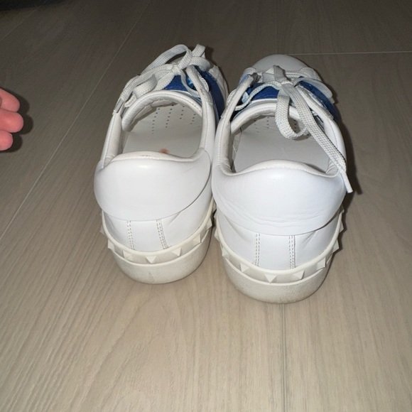 Valentino Garavani Calfskin Open Sneakers White/Navy Leather - Picture 7 of 12